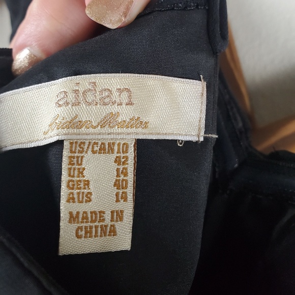 Black Floral Evening Gown - Picture 4 of 4